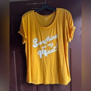 a.n.a. Yellow tee shirt size xl